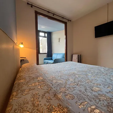 La Casa De Piedra D Appartement Llanes Buitenkant foto
